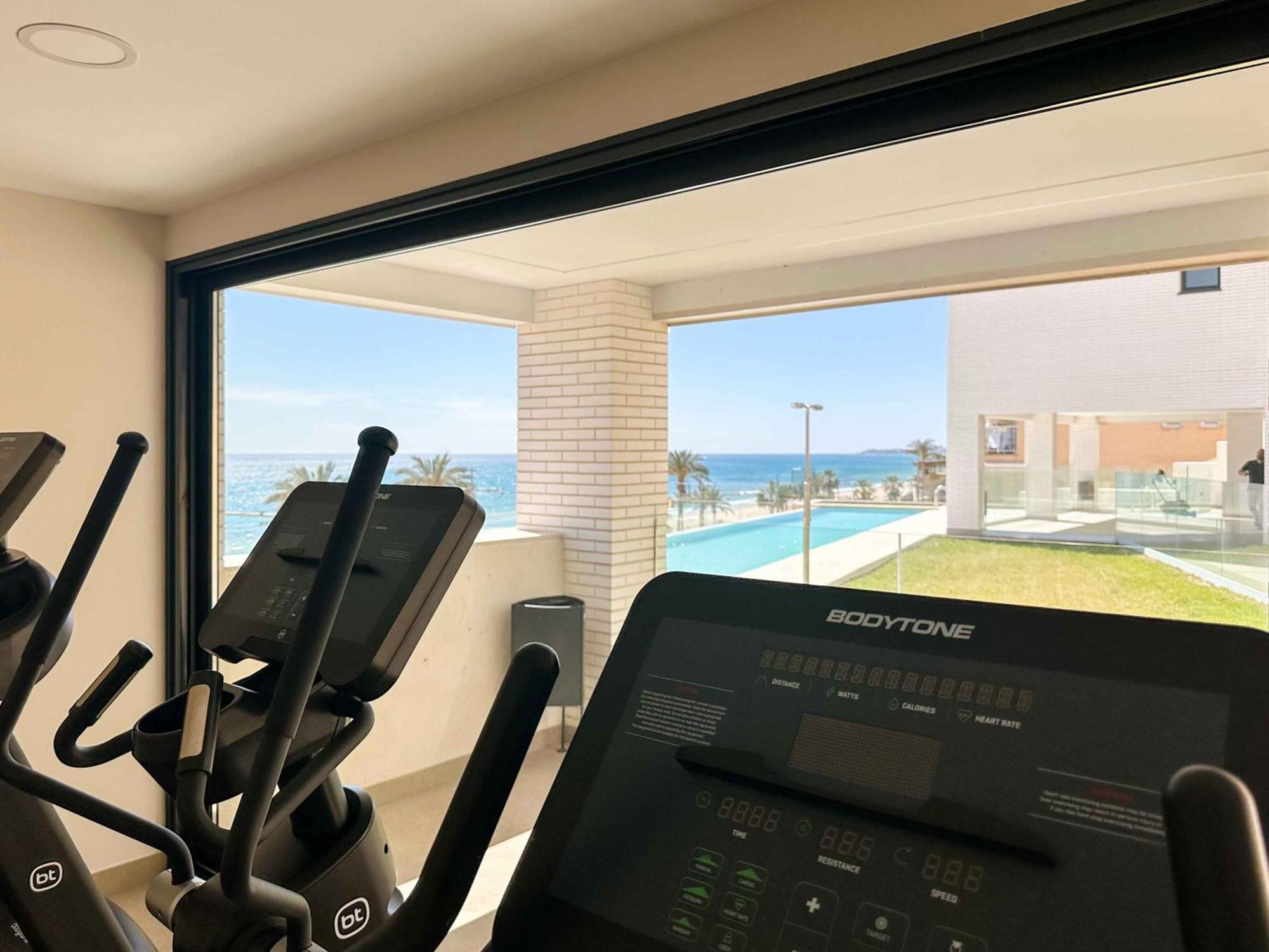 Lantia. Amaneceres De Ensueno Y Piscina Con Vistas El Campello Exterior foto