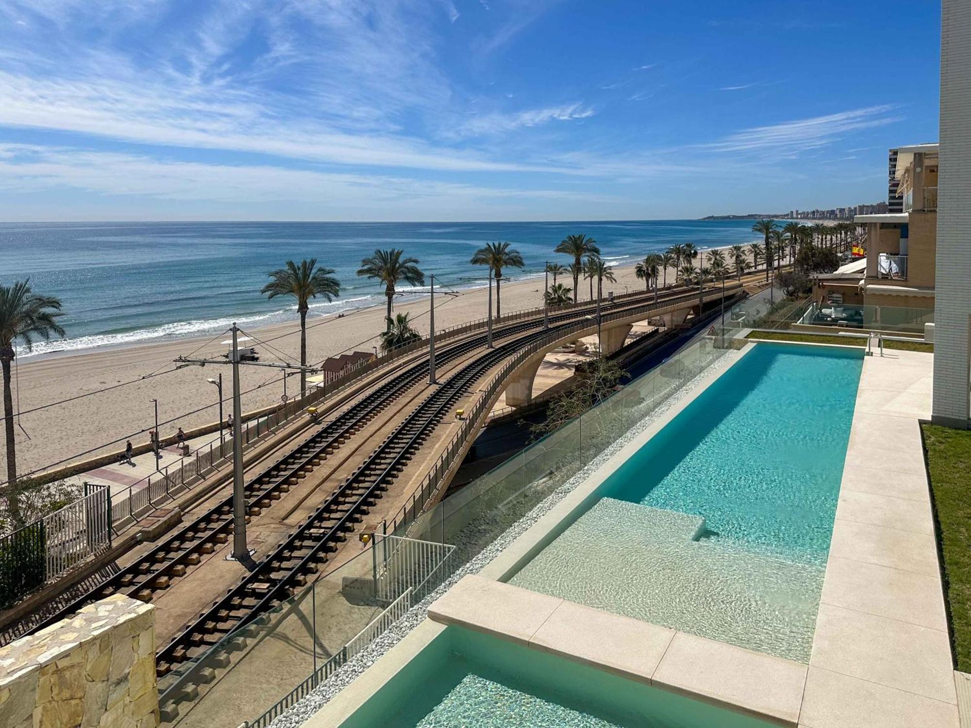 Lantia. Amaneceres De Ensueno Y Piscina Con Vistas El Campello Exterior foto